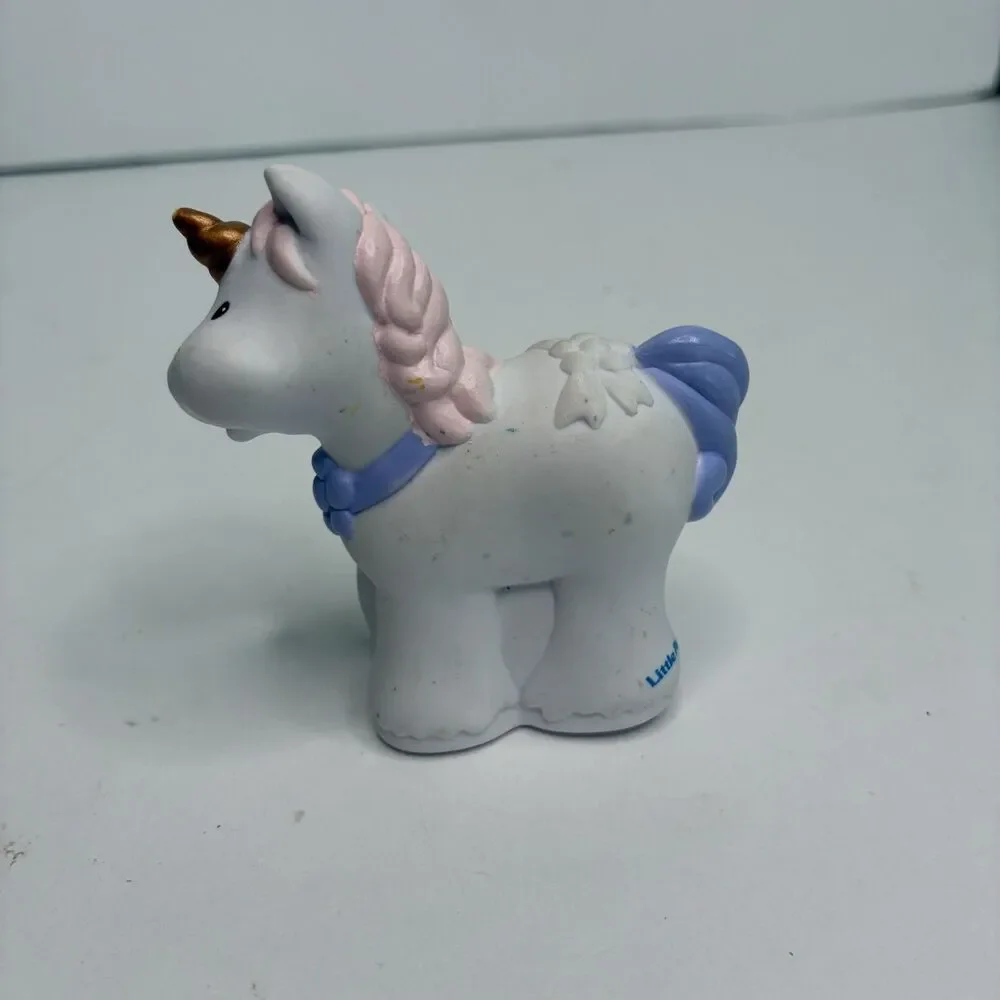 Fisher-Price LITTLE PEOPLE White Baby Unicorn 2003 Replacement Part